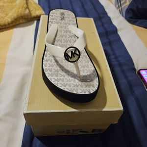 MK slide